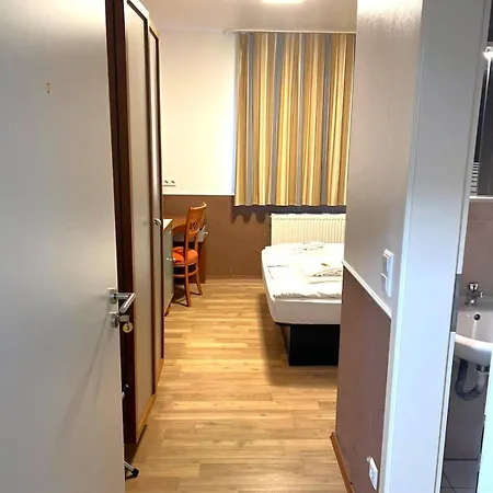 Castellana 2* Lessien
