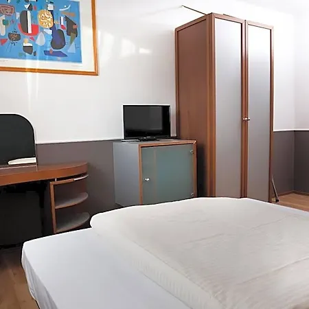 Hotel Castellana